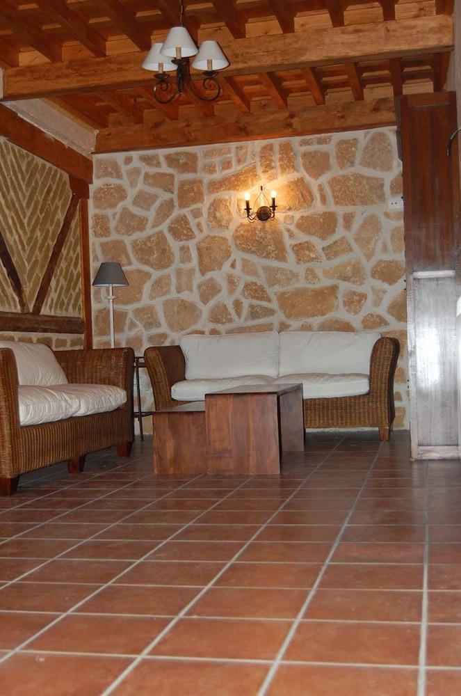 La Casona De Dona Petra Hotel Villarmentero de Campos Екстериор снимка