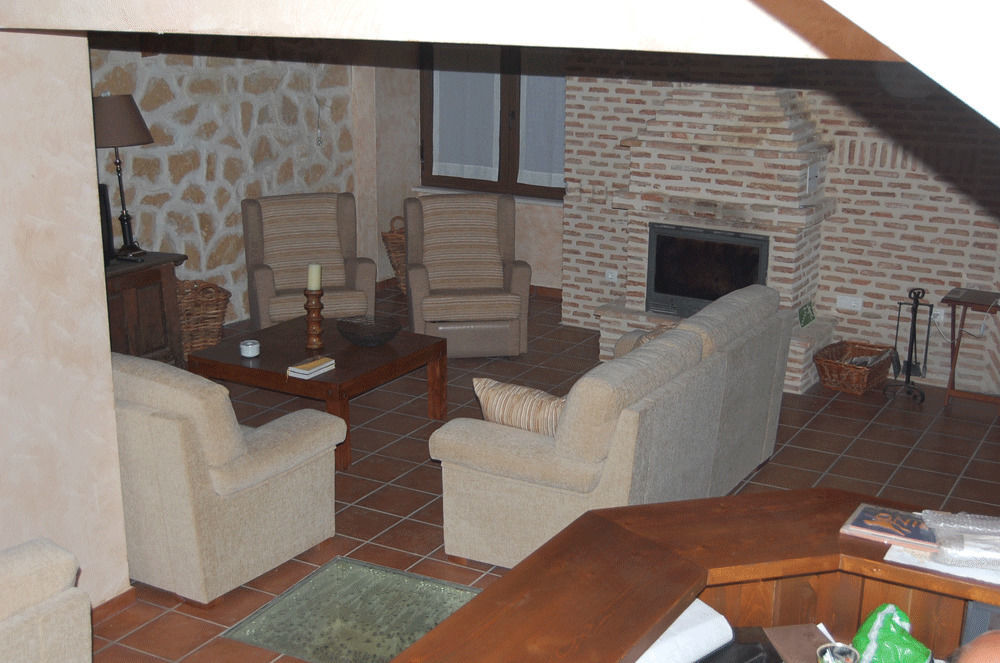 La Casona De Dona Petra Hotel Villarmentero de Campos Екстериор снимка