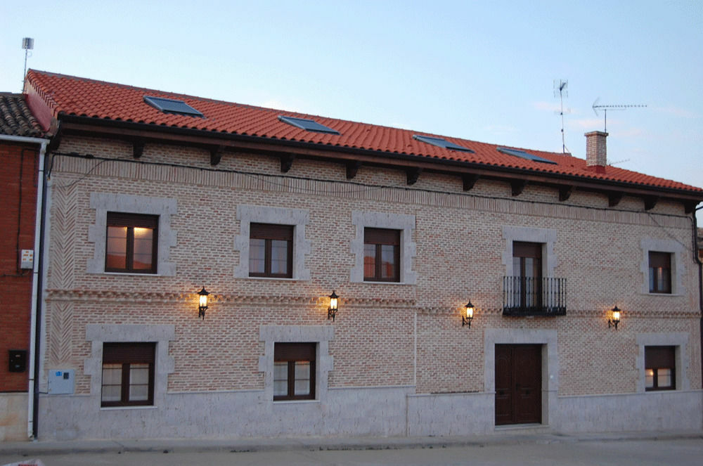 La Casona De Dona Petra Hotel Villarmentero de Campos Екстериор снимка